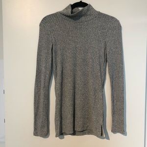 Aritzia Wilfred Free Grey Turtle Neck